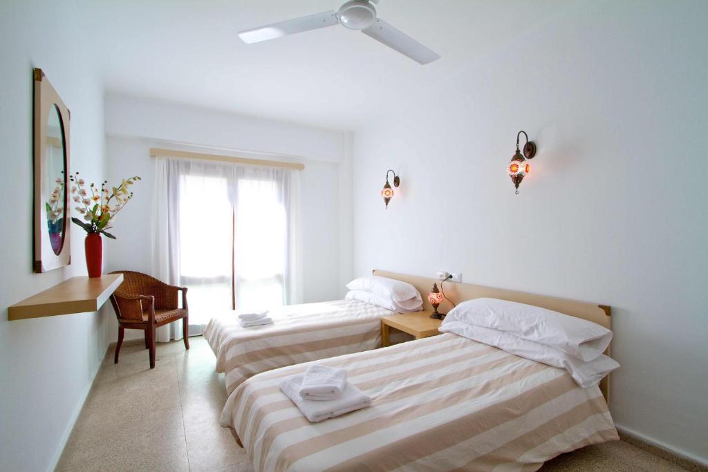Hostal Paris Port de Pollença Phòng bức ảnh